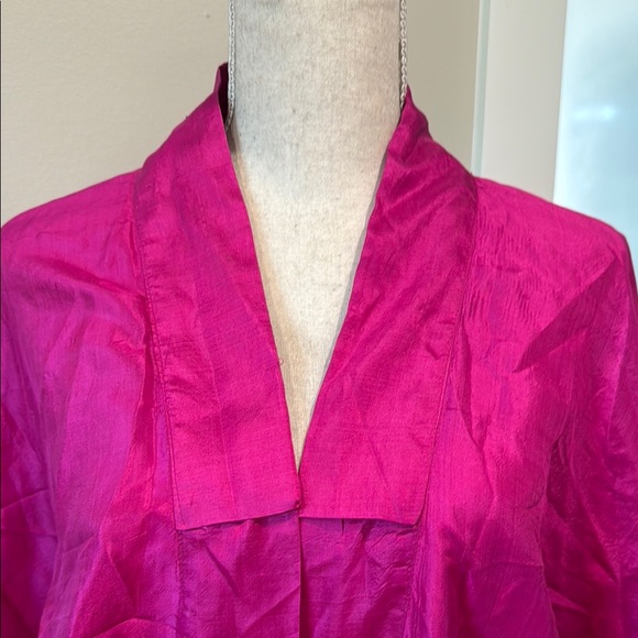 Vibrant Pink Kimono Robe - Picture 4 of 6